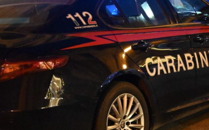 Paura nella notte, in fiamme un appartamento