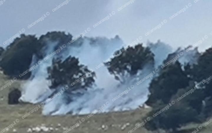 Spento nuovamente il fuoco sul monte Cotento a Campo Staffi