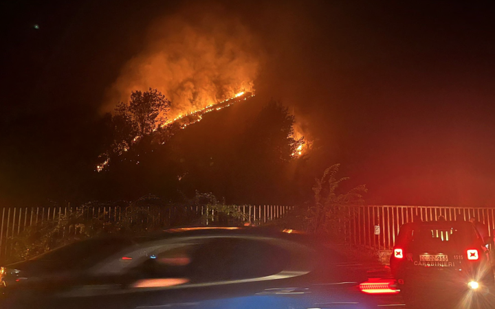 Fiamme a ridosso dei rifiuti. Presto un tavolo tecnico