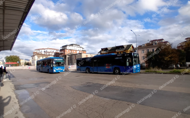 Piazza Pertini, &egrave; qui il degrado