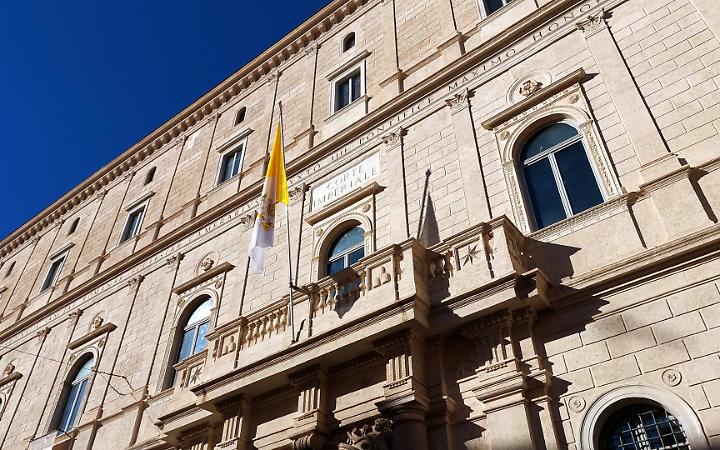 Giovanni Sulpizio Verulano e il &ldquo;rinascimento&rdquo; del teatro