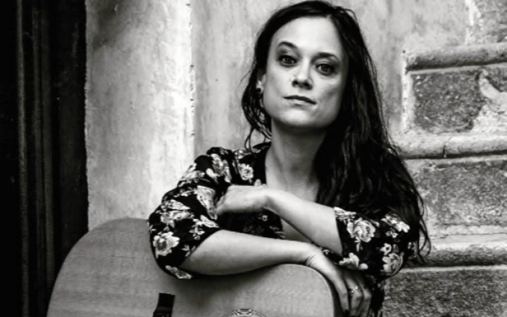 Dal canto fino alla composizione di colonne sonore. A tu per tu con Serena Pagnani