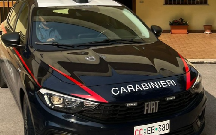 Si rifiuta di dare le generalit&agrave; e fugge: arrestato per resistenza a pubblico ufficiale