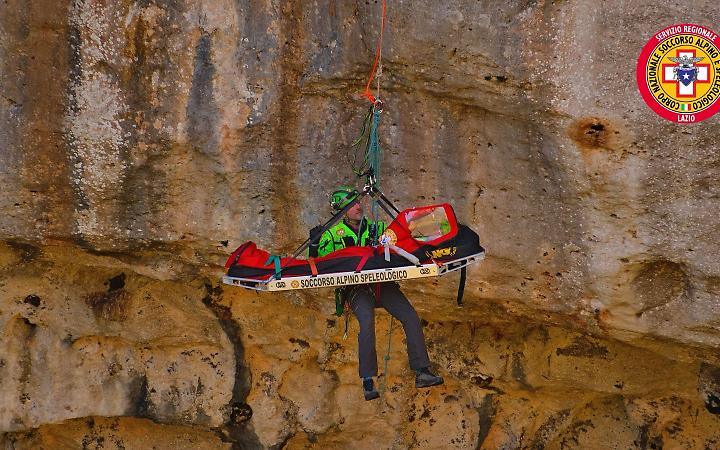 Esercitazione del CNSAS nel Pozzo d'Antullo