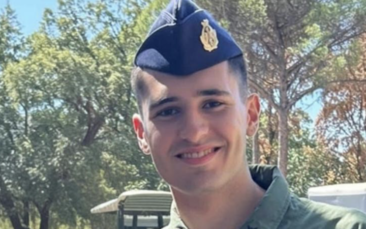 Brevetto di pilota militare per Lorenzo. La famiglia commossa ringrazia