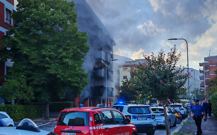 Incendio di via Zamosch, Natale fuori casa