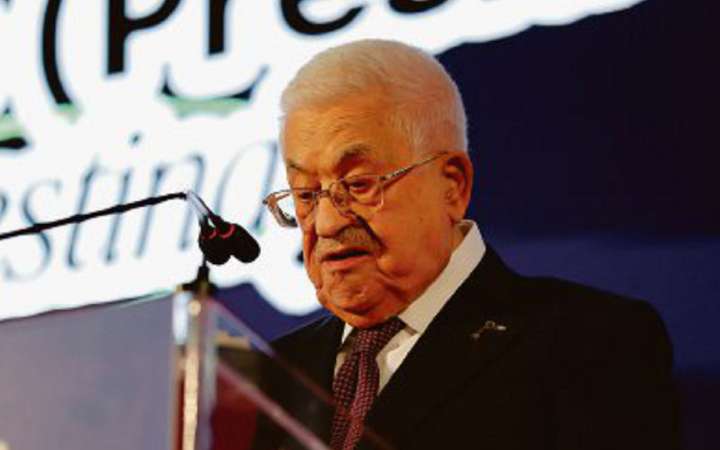 Abu Mazen sul palco