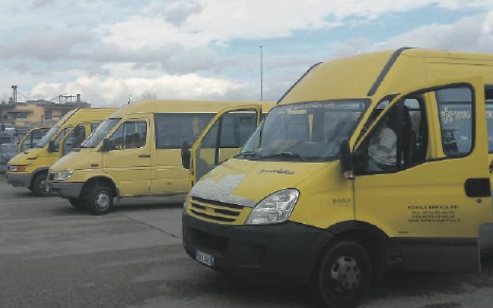 Servizio scuolabus, le nuove tariffe fanno scintille
