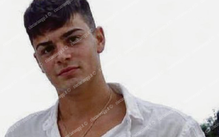 La festa con gli amici, poi il terribile scontro