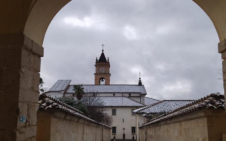 Campocatino e vette circostanti imbiancate. In arrivo temperature fino a -12 gradi