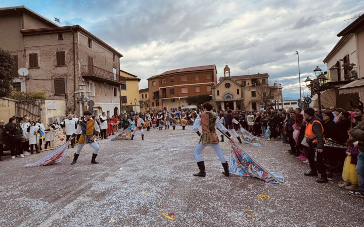 All Together Now, grande successo per il "Carnevale a Sorpresa"