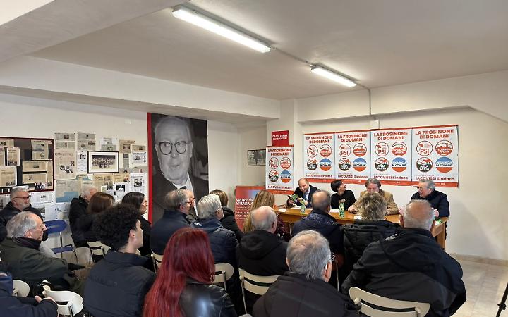 Successo per la presentazione del libro "Diario d&rsquo;amore civile" di Pier Paolo Segneri