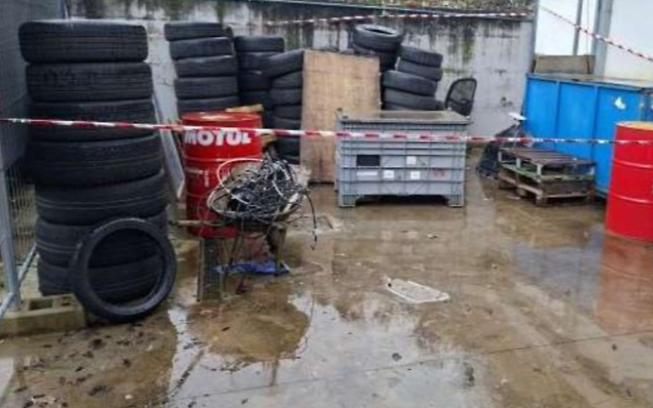 Raffica di violazioni su ambiente e sicurezza: sospesa un'autofficina