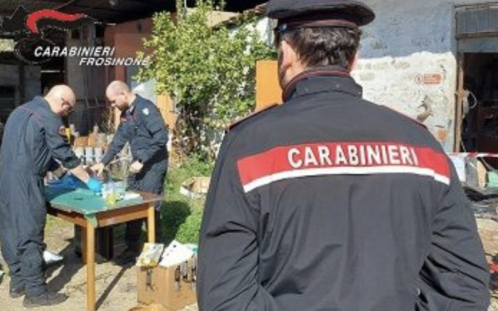 Esplosione in casa, rimosso dagli artificieri il materiale pericoloso