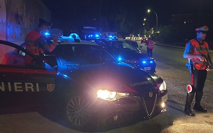 Controlli a tappeto dei carabinieri: sequestrata droga