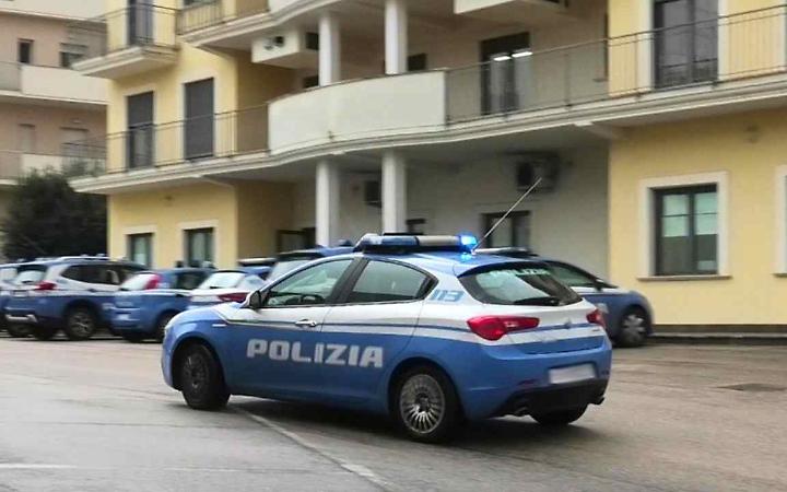 Viola i domiciliari: uomo trasferito in carcere