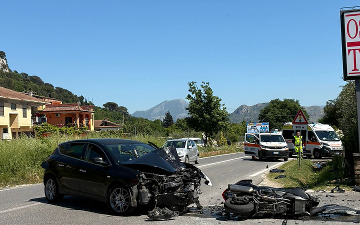 Scontro auto-moto: muore l'uomo alla guida del mezzo a due ruote