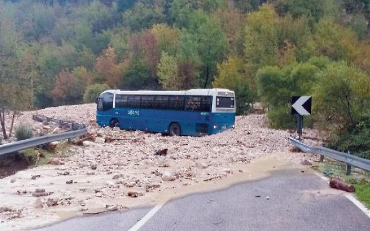 San Biagio, paese sempre pi&ugrave; isolato. Per un'ambulanza 40km di montagna