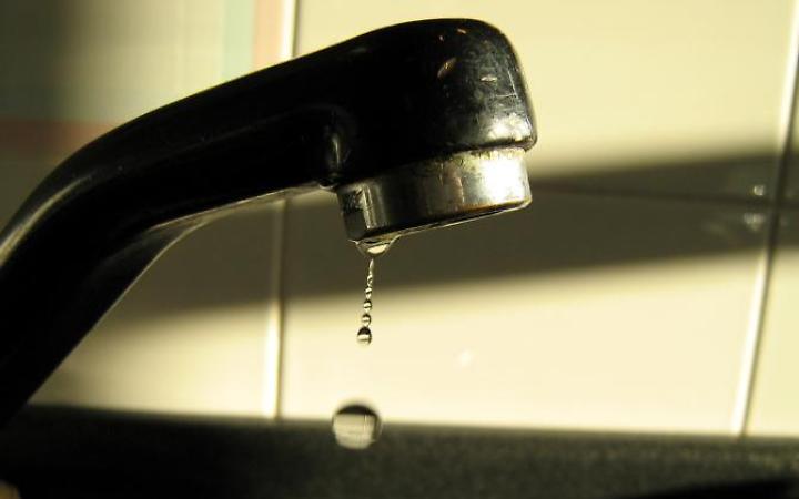 Guasto improvviso, manca l'acqua in paese