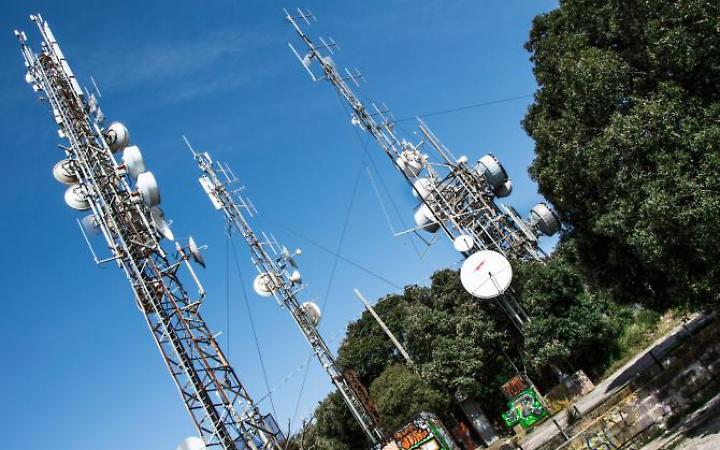 Un'antenna in pieno centro: la lettera di protesta