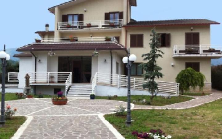 Anziana muore in una casa di riposo per una fuga di gas 