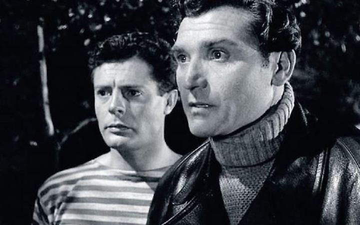 Cronache di poveri amanti: i primi anni del fascismo e una strada che diventa un mondo