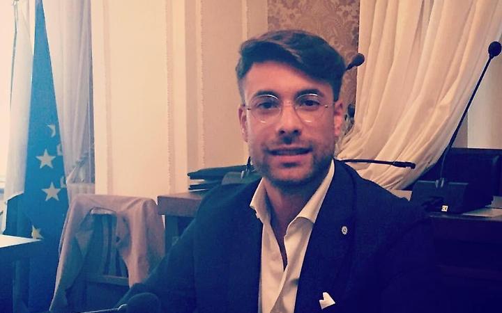 Luca di Stefano: &laquo;Un sincero augurio di buone feste a tutti i cittadini&raquo;