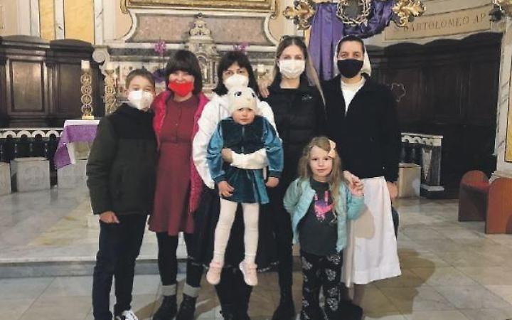 Guerra in Ucraina, un lungo viaggio per salvare i propri bambini: il racconto di 2 mamme