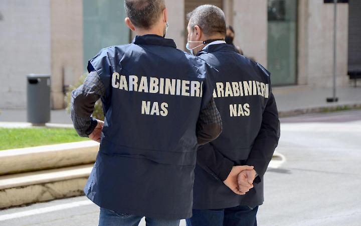 Medicina estetica dentro uno studio di tattoo: chiusa un'attivit&agrave;