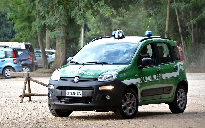 Sequestrato un autolavaggio: scaricava acque reflue nel terreno