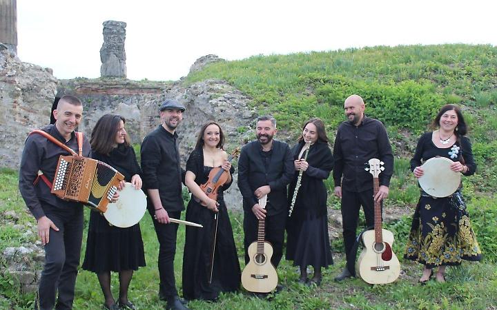 "TartufiAmo - Il festival del tartufo". L'omaggio a sua maest&agrave; &ldquo;il nero&rdquo;