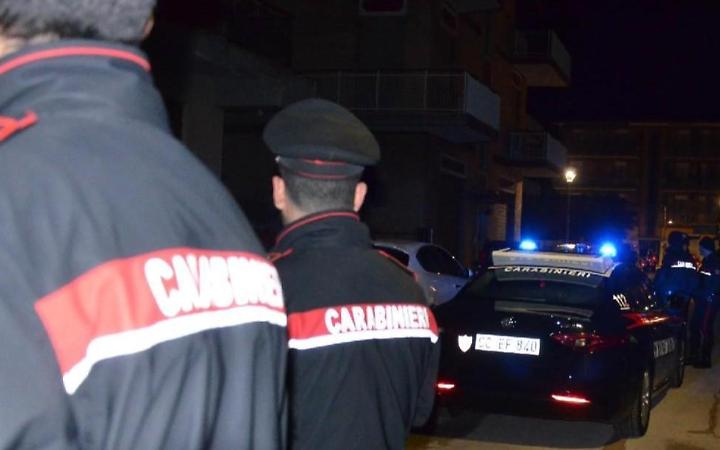 Sanzioni dei carabinieri in un autolavaggio e in una frutteria: i dettagli